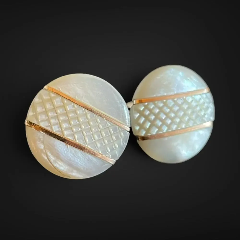 Vintage Art Deco Mother of Pearl Cufflinks Carved Geometric Gold Tone Round